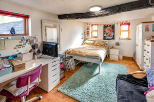 Photo 25- click for photo gallery